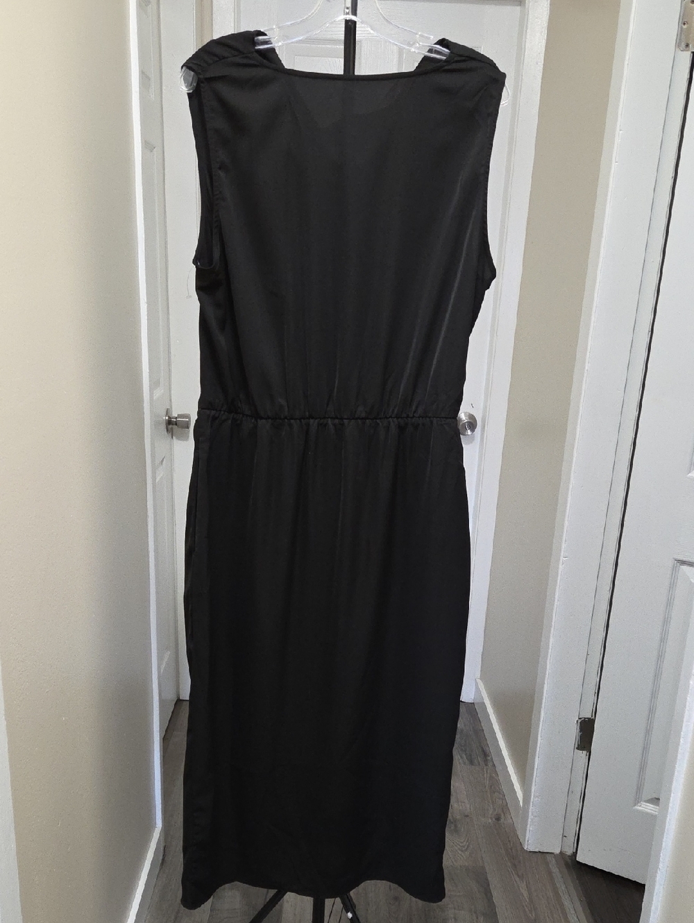 Halara Black Cowl Neck Faux Wrap Ruffle Midi Dress Sleeveless Draped Elegant - Picture 9 of 10